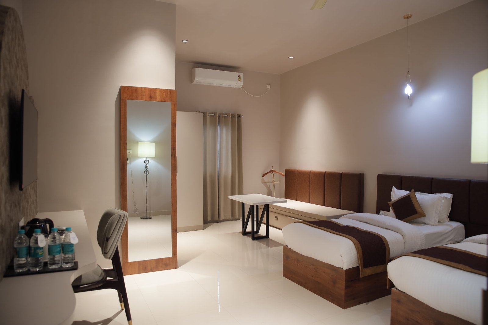 Home - Subansiri Hotel - Subansiri Hotel